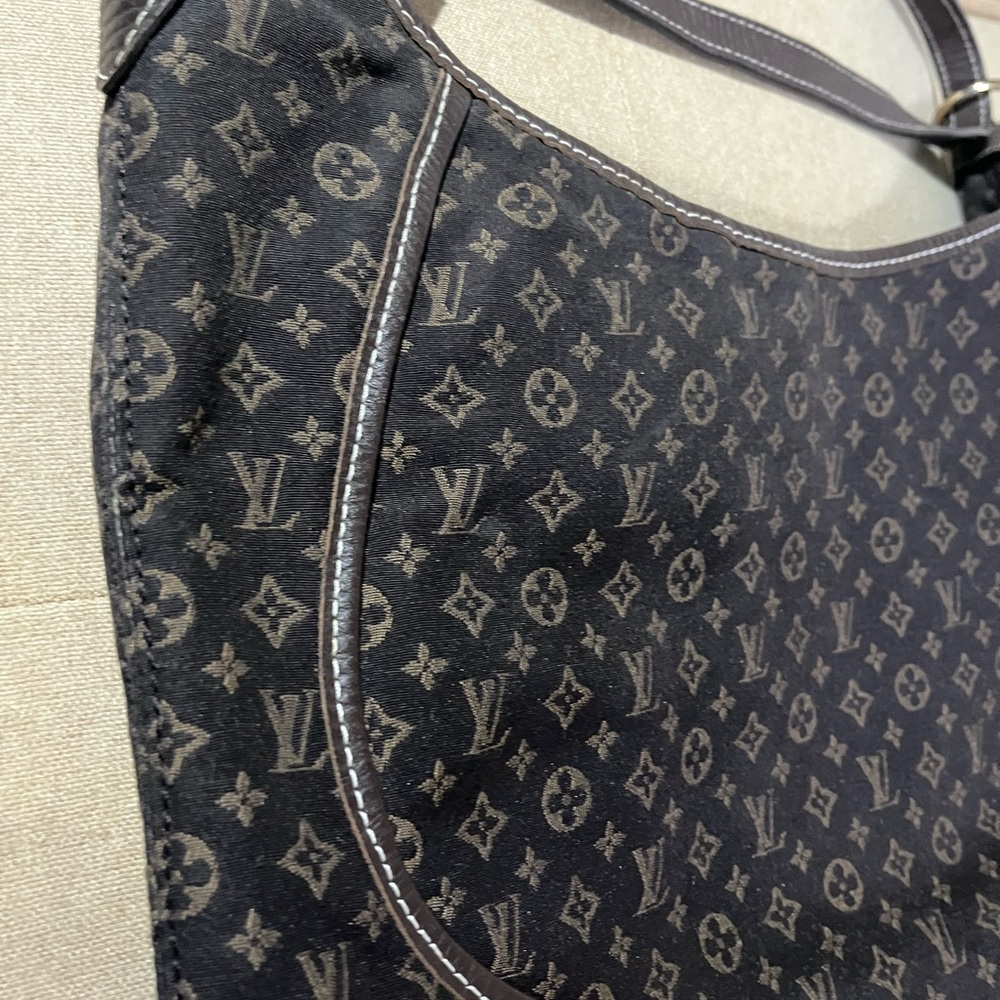 Louis Vuitton Black Monogram Hobos Shoulder Bag - Picture 2 of 15